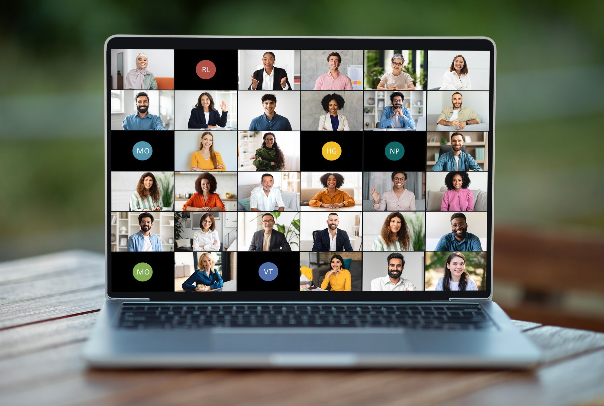 laptop-displaying-group-of-people-have-video-chat-2025-03-18-15-59-18-utc